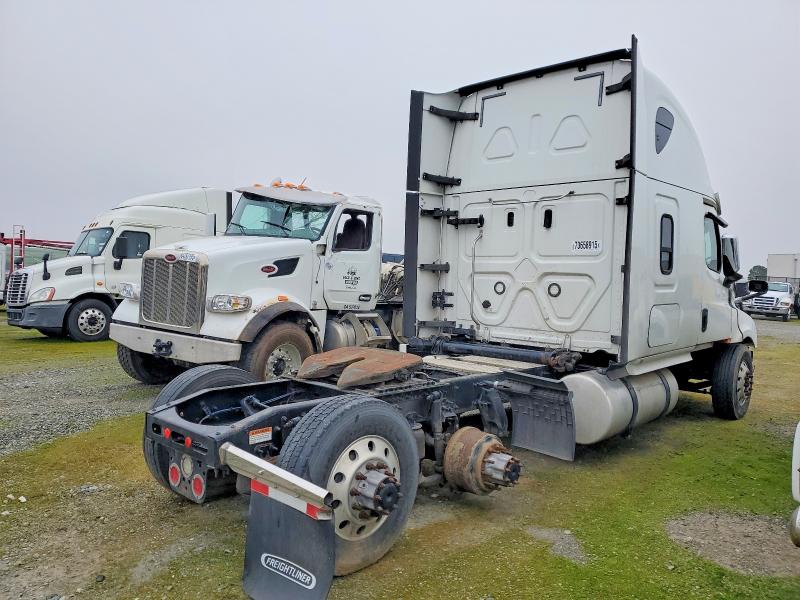 Продажа на аукционе авто 2020 Freightliner Cascadia 1, vin: 3AKJHHDR1LSLL9001, номер лота: 73658915