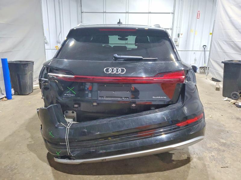 Продаж на аукціоні авто 2021 Audi E-tron, vin: WA1AAAGE4MB006090, номер лоту: 99001405