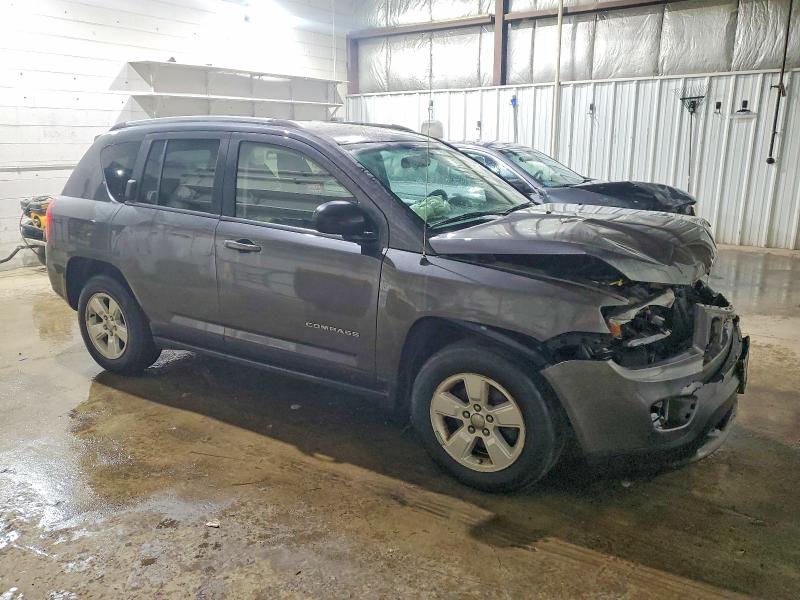 74006425 :رقم المزاد ، 1C4NJCBA2FD334123 vin ، 2015 Jeep Compass مزاد بيع