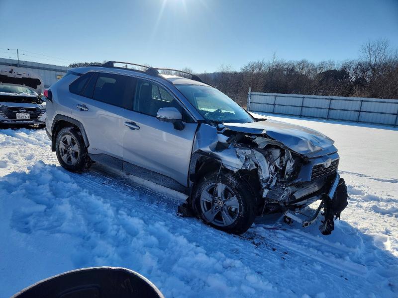 Продажа на аукционе авто 2022 Toyota Rav4, vin: 4T3RWRFV0NU075989, номер лота: 73699715