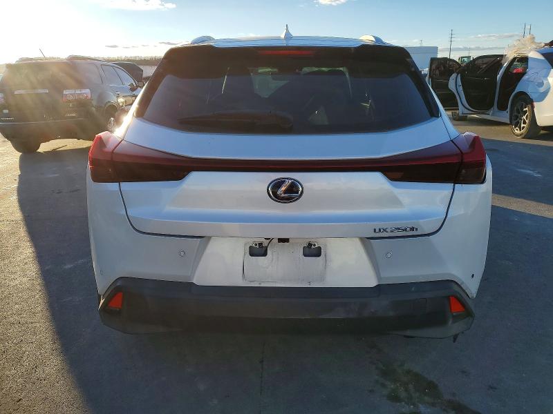 2019 Lexus Ux მანქანა იყიდება აუქციონზე, vin: JTHU9JBH5K2016135, აუქციონის ნომერი: 97402645