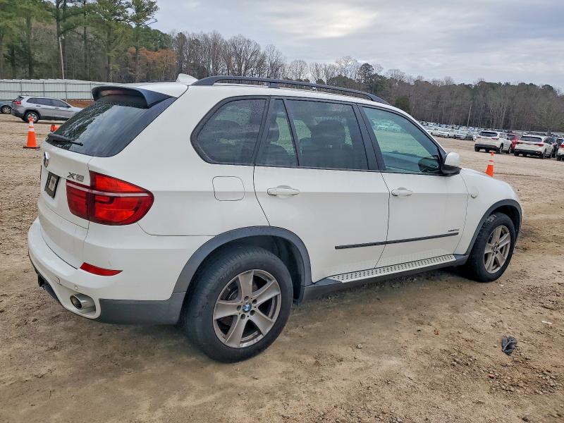 Продажа на аукционе авто 2012 Bmw X5, vin: 5UXZW0C54CL674022, номер лота: 98444145