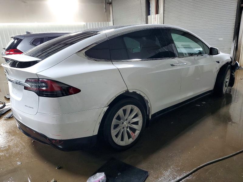 74484935 :رقم المزاد ، 5YJXCDE23LF298783 vin ، 2020 Tesla Model X مزاد بيع