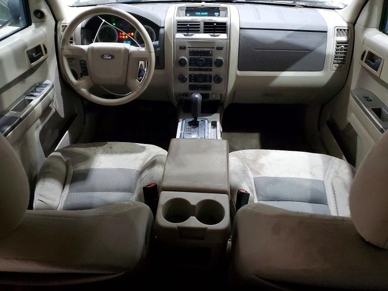 2008 Ford Escape მანქანა იყიდება აუქციონზე, vin: 1FMCU03128KE62044, აუქციონის ნომერი: 73692045