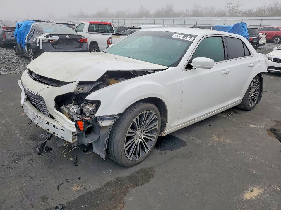 75490525 :رقم المزاد ، 2C3CCABG1CH313311 vin ، 2012 Chrysler 300 مزاد بيع