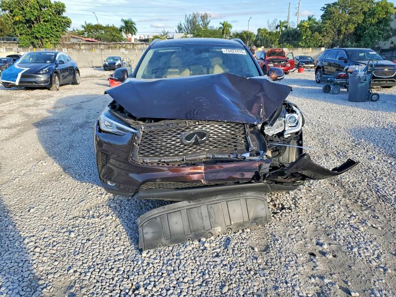 2021 Infiniti Qx50 Essen მანქანა იყიდება აუქციონზე, vin: 3PCAJ5CA2MF100613, აუქციონის ნომერი: 73427415