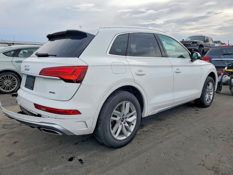 Продаж на аукціоні авто 2022 Audi Q5, vin: WA1GAAFY1N2055741, номер лоту: 98859195