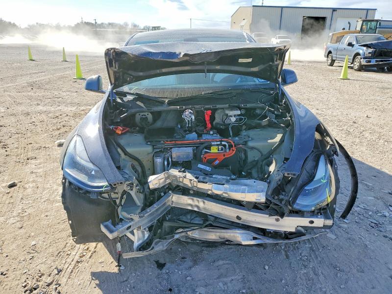 73424125 :رقم المزاد ، 7SAYGDEF7PF846725 vin ، 2023 Tesla Model Y مزاد بيع