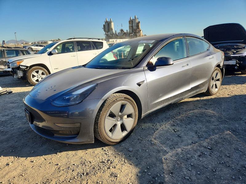 2022 Tesla Model 3 მანქანა იყიდება აუქციონზე, vin: 5YJ3E1EA9NF348426, აუქციონის ნომერი: 72779835