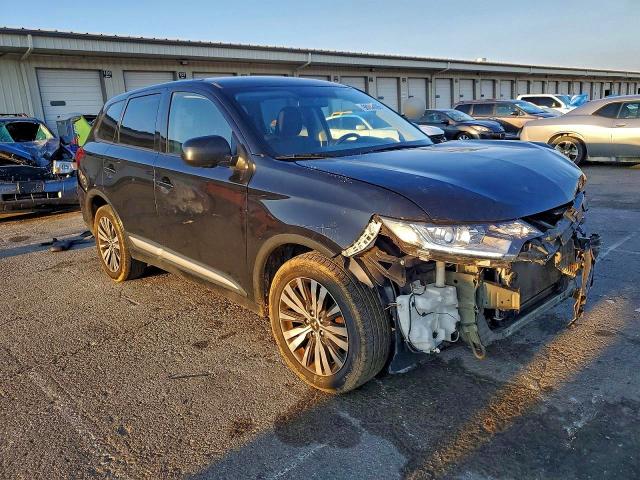 Продаж на аукціоні авто 2019 Mitsubishi Outlander, vin: JA4AD2A34KZ004154, номер лоту: 98044395