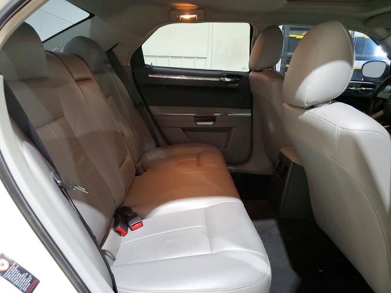 Продажа на аукционе авто 2006 Chrysler 300, vin: 2C3LA53G16H208235, номер лота: 74123585