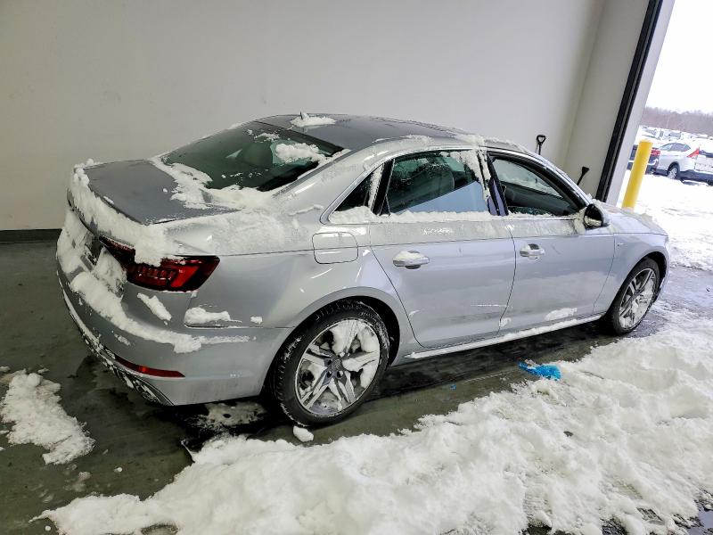 Продажа на аукционе авто 2018 Audi A4, vin: WAUENAF4XJA037525, номер лота: 74106205