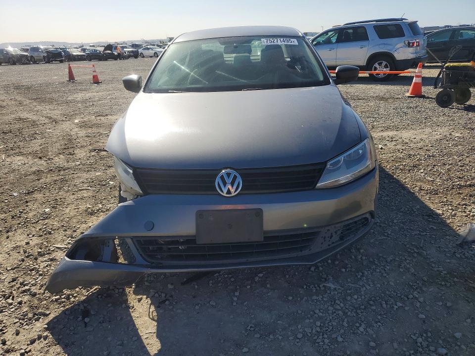 2014 Volkswagen Jetta მანქანა იყიდება აუქციონზე, vin: 3VW2K7AJ2EM444999, აუქციონის ნომერი: 75271495