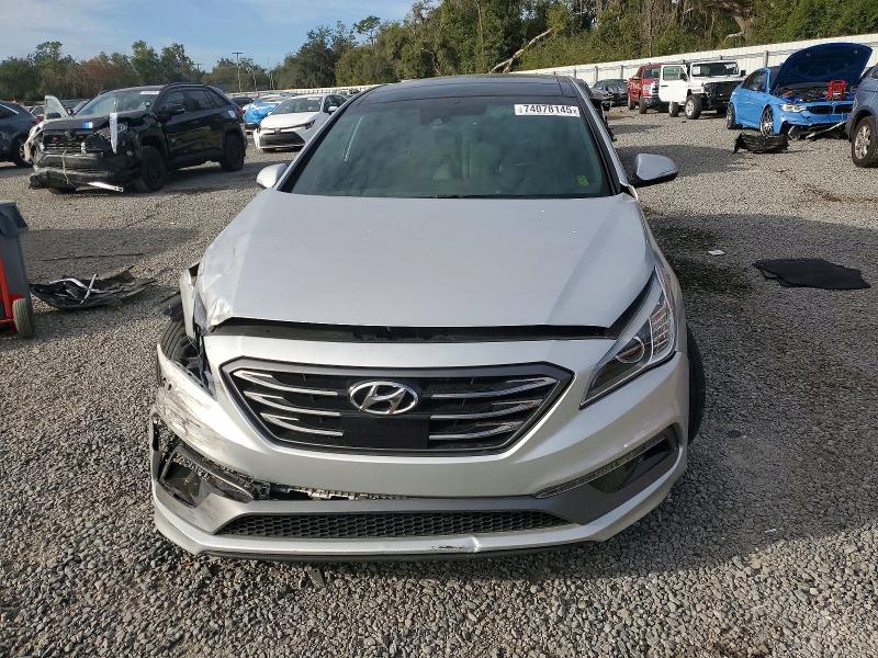 55817076 :رقم المزاد ، 5NPE34AB1HH577512 vin ، 2017 Hyundai Sonata مزاد بيع