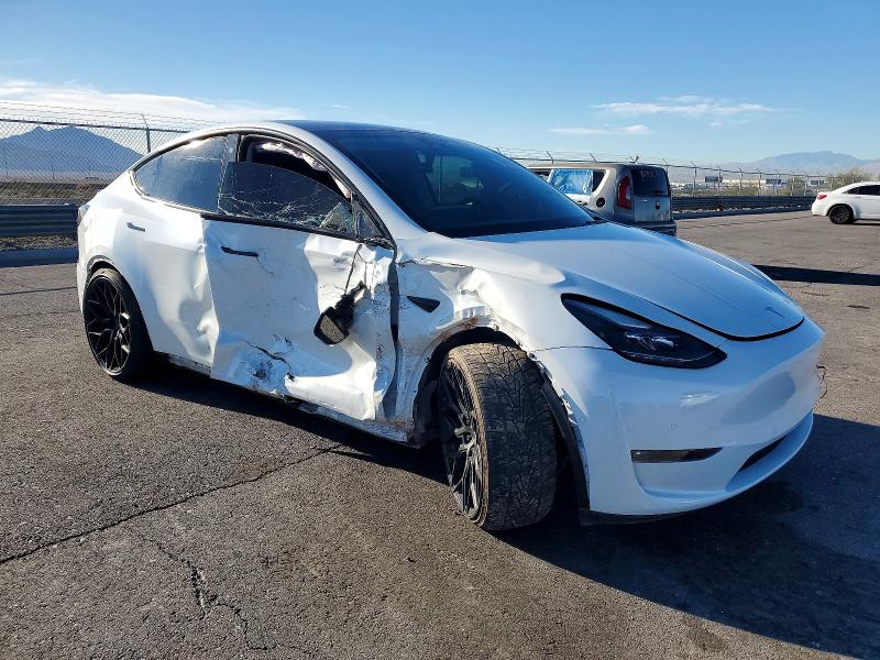72187715 :رقم المزاد ، 7SAYGDEF5NF538191 vin ، 2022 Tesla Model Y مزاد بيع