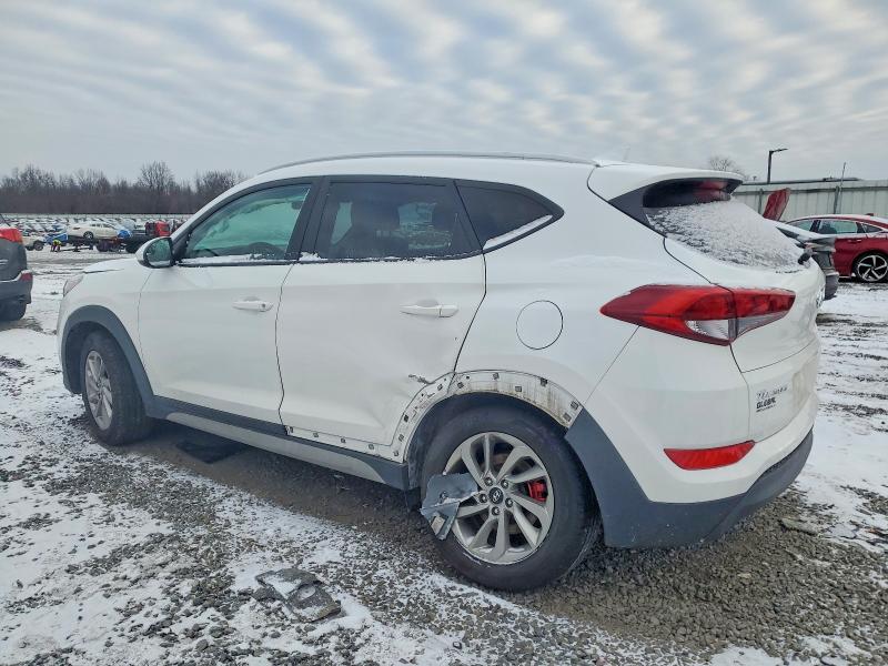 98900175 :رقم المزاد ، KM8J3CA44JU671417 vin ، 2018 Hyundai Tucson مزاد بيع