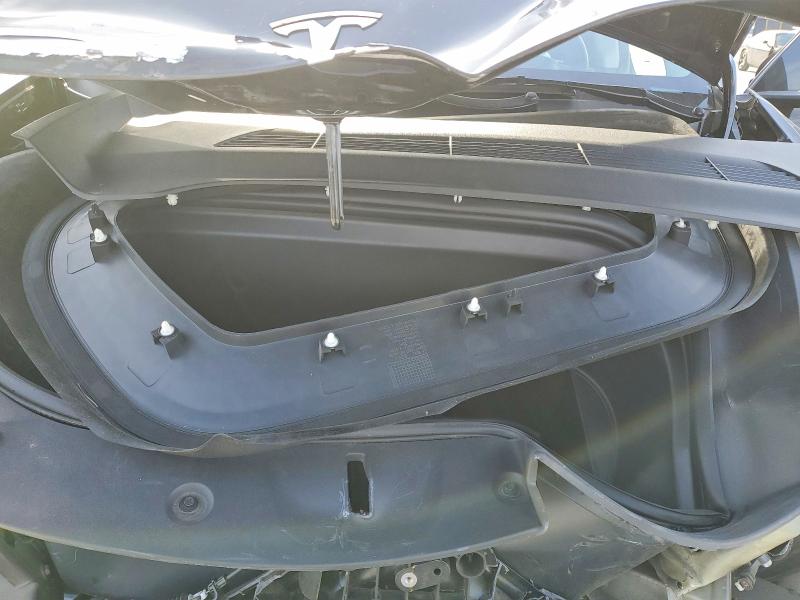 72950715 :رقم المزاد ، 7SAYGDEE5RA225927 vin ، 2024 Tesla Model Y مزاد بيع
