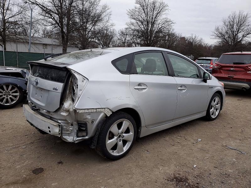 97957115 :رقم المزاد ، JTDKN3DU7F0447040 vin ، 2015 Toyota Prius مزاد بيع