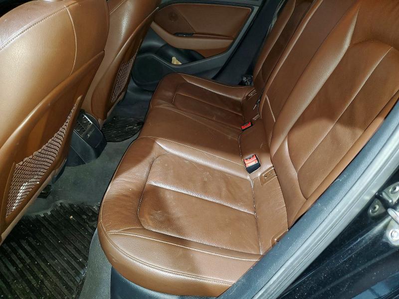 74110215 :رقم المزاد ، WAUBFGFFXF1070505 vin ، 2015 Audi A3 مزاد بيع
