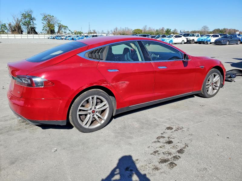 Продажа на аукционе авто 2013 Tesla Model S, vin: 5YJSA1CG8DFP27334, номер лота: 74963015