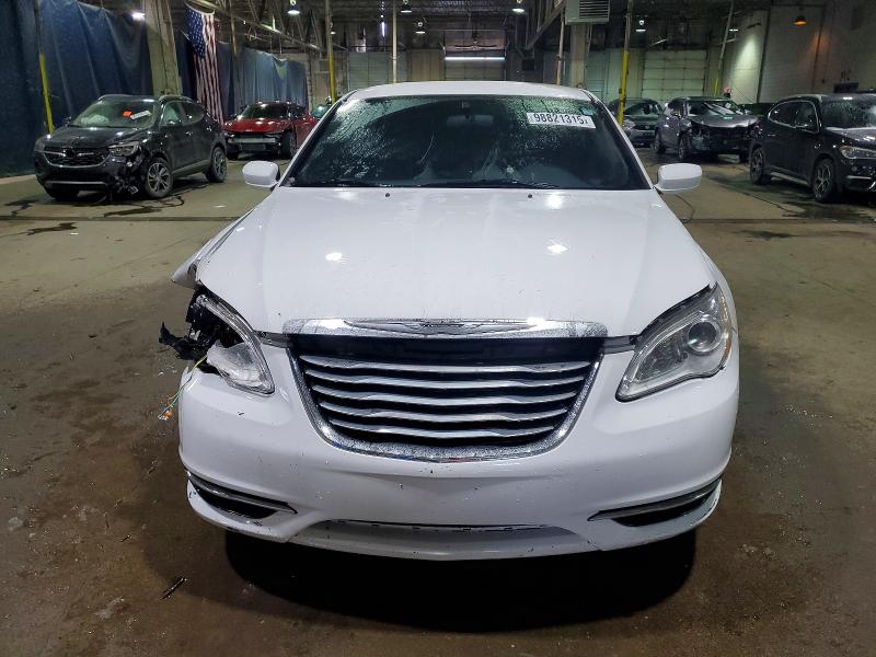 98821315 :رقم المزاد ، 1C3CCBAB2EN208248 vin ، 2014 Chrysler 200 مزاد بيع