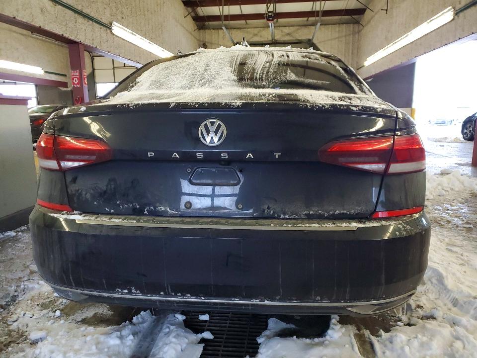 74257315 :رقم المزاد ، 1VWSA7A37NC010146 vin ، 2022 Volkswagen Passat مزاد بيع