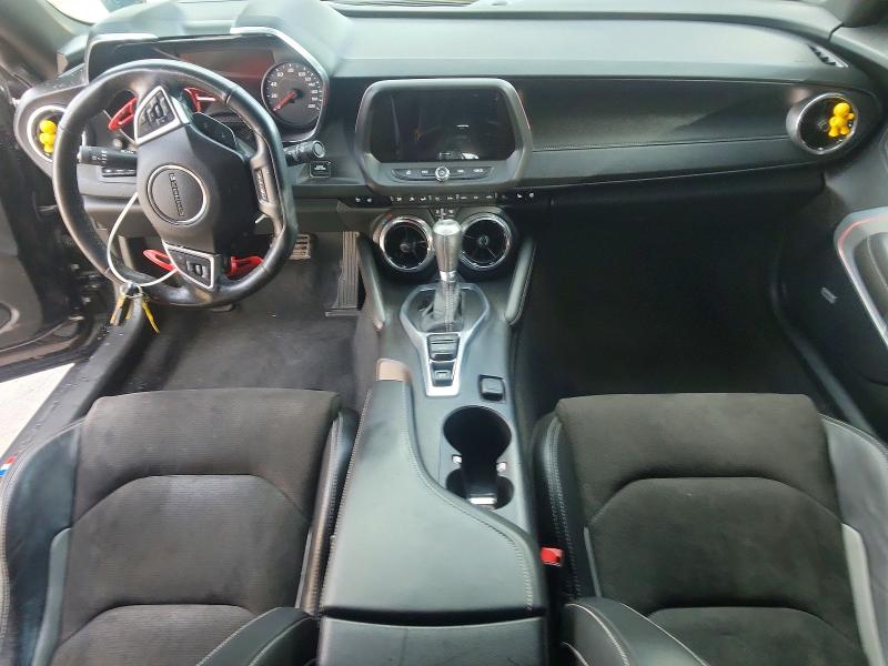 72586755 :رقم المزاد ، 1G1FH1R78H0160222 vin ، 2017 Chevrolet Camaro مزاد بيع