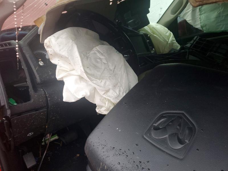 97833025 :رقم المزاد ، 3C6JR7CTXDG511636 vin ، 2013 Ram 1500 مزاد بيع