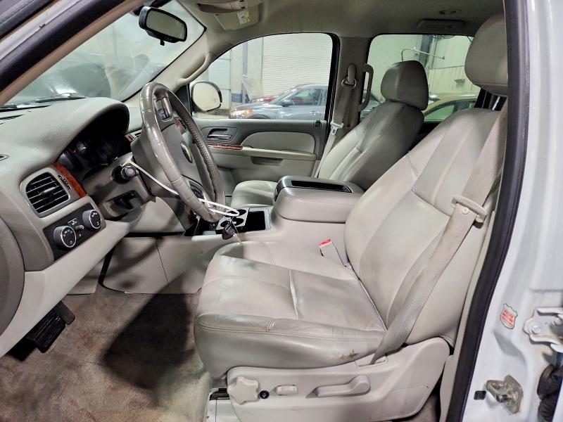 Продаж на аукціоні авто 2011 Chevrolet Suburban, vin: 1GNSKJE36BR105093, номер лоту: 74003255