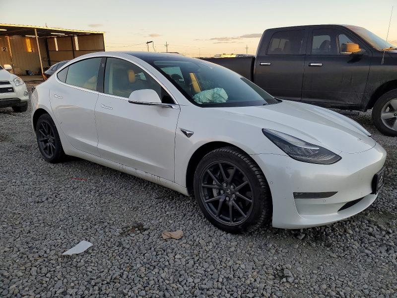 Продажа на аукционе авто 2019 Tesla Model 3, vin: 5YJ3E1EB8KF510647, номер лота: 74923075