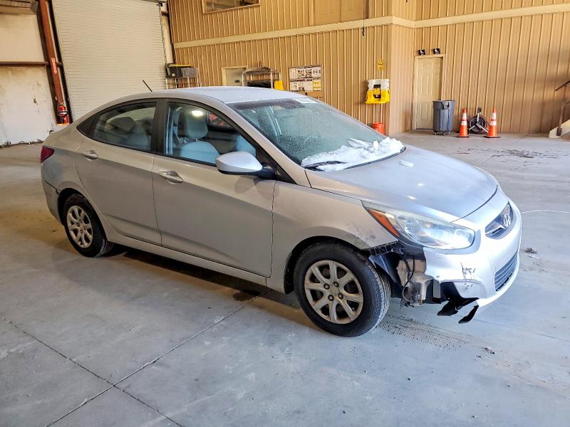 2014 Hyundai Accent მანქანა იყიდება აუქციონზე, vin: KMHCT4AE4EU641069, აუქციონის ნომერი: 74695505