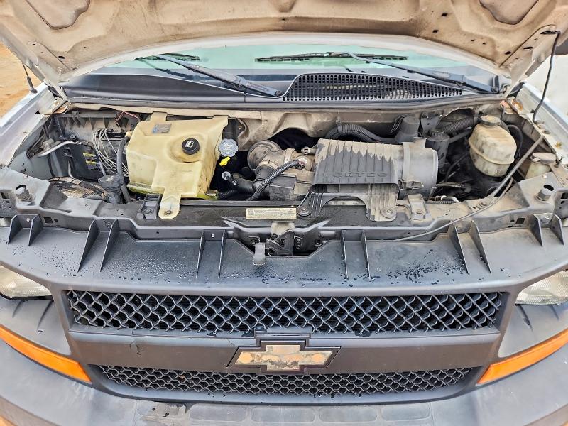 99654165 :رقم المزاد ، 1GCHG39U951239781 vin ، 2005 Chevrolet Express G3500 مزاد بيع