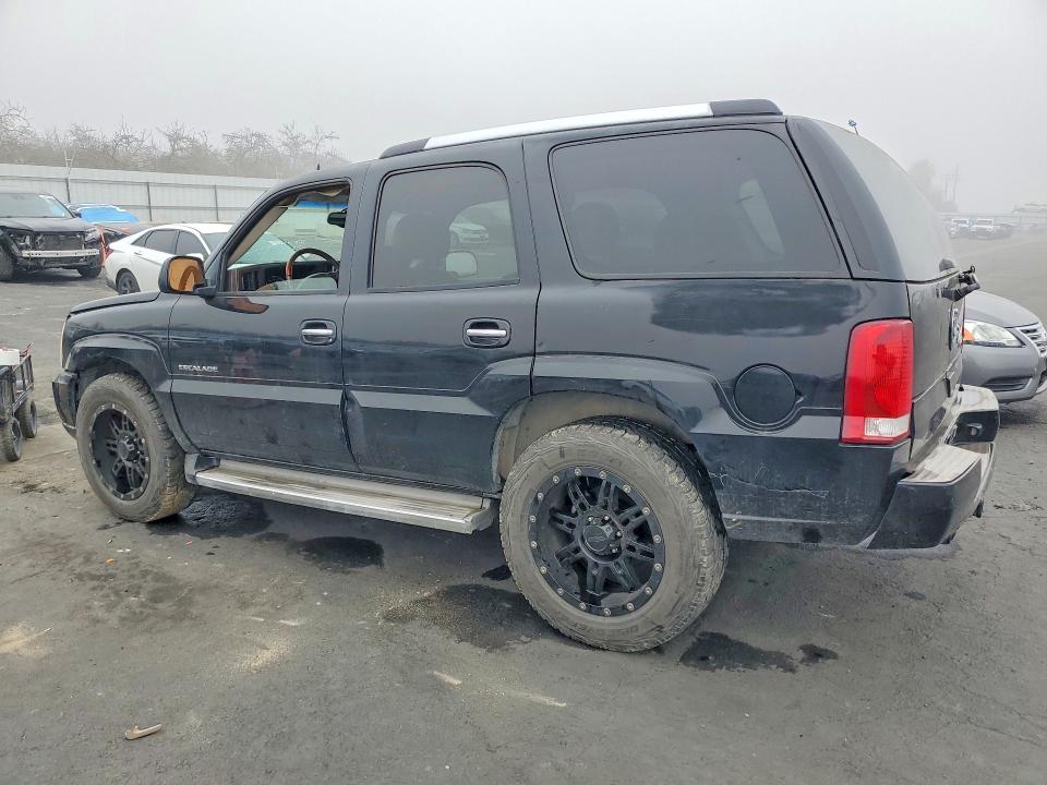 2005 Cadillac Escalade მანქანა იყიდება აუქციონზე, vin: 1GYEK63N35R235189, აუქციონის ნომერი: 75404935
