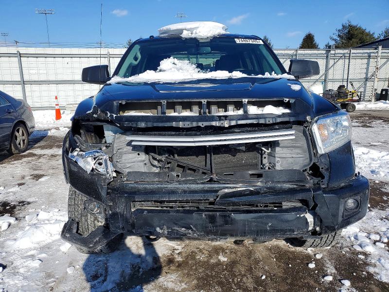 74467345 :رقم المزاد ، 5TFAY5F11HX607621 vin ، 2017 Toyota Tundra مزاد بيع