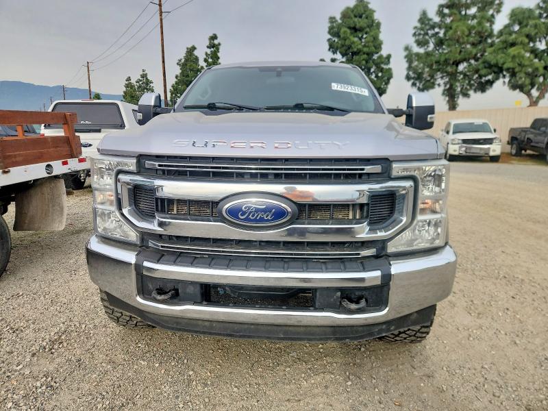 73923315 :رقم المزاد ، 1FT8W3BTXNEF80913 vin ، 2022 Ford F350 Super مزاد بيع