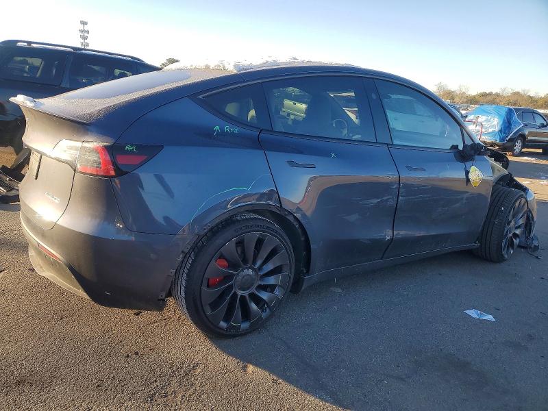 2023 Tesla Model Y მანქანა იყიდება აუქციონზე, vin: 7SAYGDEF9PF860268, აუქციონის ნომერი: 99872825