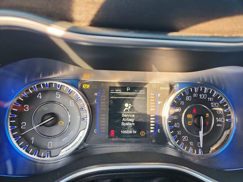 75296465 :رقم المزاد ، 1C3CCCABXGN104910 vin ، 2016 Chrysler 200 مزاد بيع