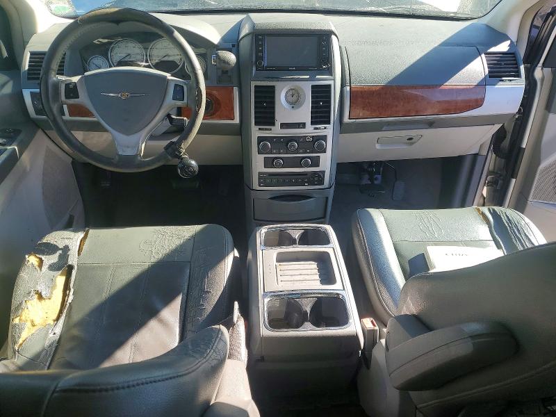 Продажа на аукционе авто 2008 Chrysler Town & Cou, vin: 2A8HR54P48R752291, номер лота: 72843575