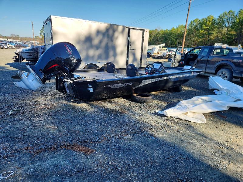 2024 Land Rover Boat მანქანა იყიდება აუქციონზე, vin: RGR40748D424, აუქციონის ნომერი: 96807095