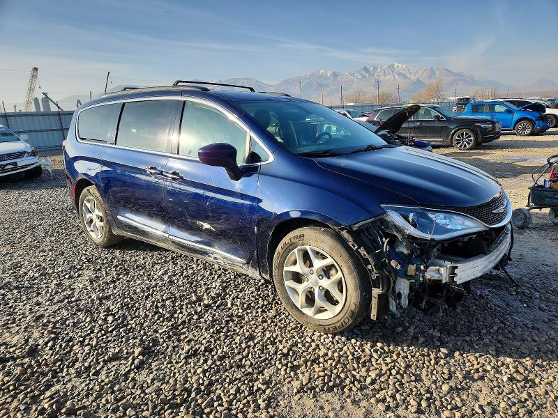 99107295 :رقم المزاد ، 2C4RC1BG9HR820402 vin ، 2017 Chrysler Pacifica مزاد بيع