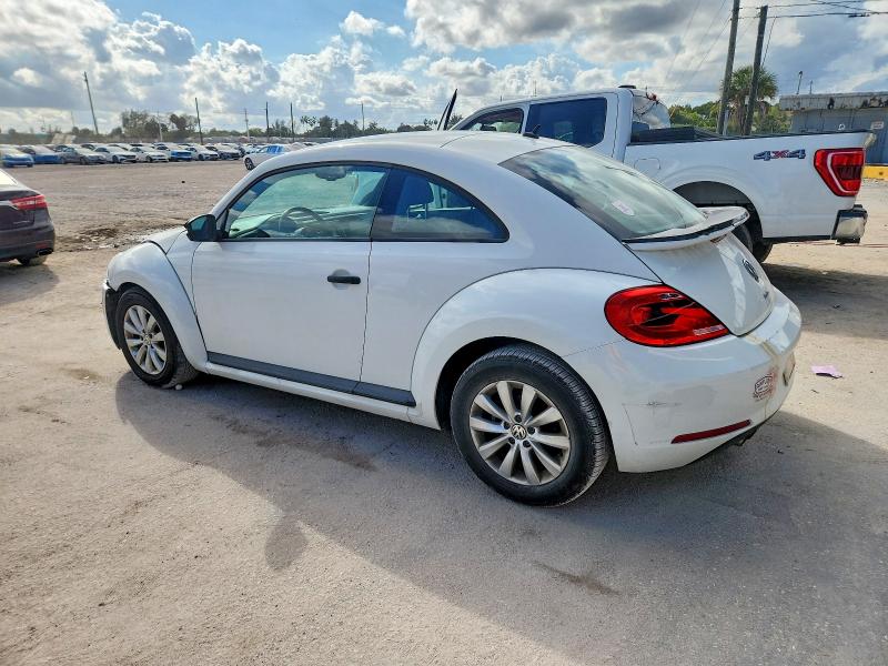 2016 Volkswagen Beetle მანქანა იყიდება აუქციონზე, vin: 3VWF17AT1GM635886, აუქციონის ნომერი: 75358105
