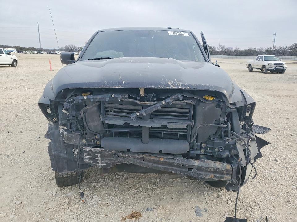 74913015 :رقم المزاد ، 3C6RR7KT1HG552313 vin ، 2017 Ram 1500 مزاد بيع