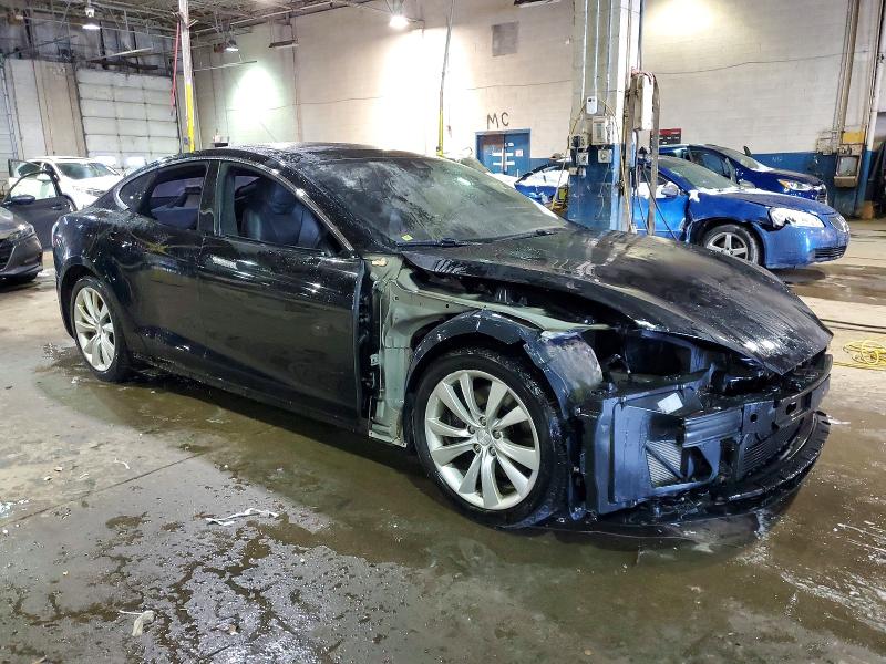Продажа на аукционе авто 2016 Tesla Model S, vin: 5YJSA1E23GF144157, номер лота: 73185165