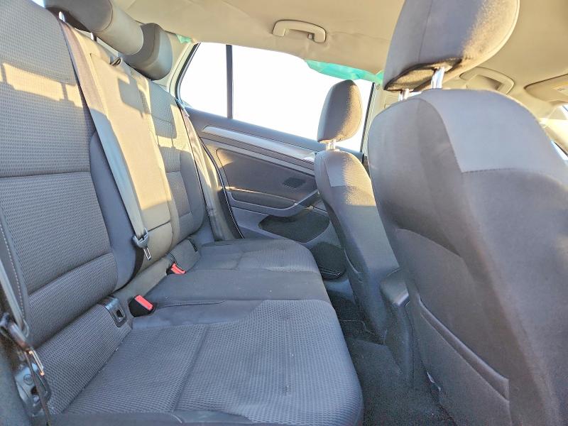 72940275 :رقم المزاد ، 3VWG17AU6JM258296 vin ، 2018 Volkswagen Golf مزاد بيع