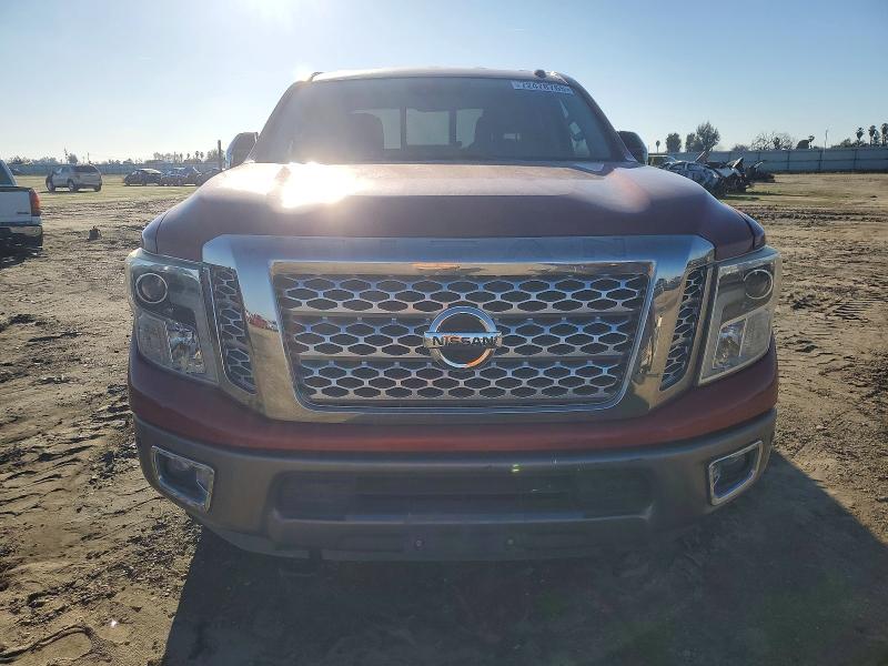 72478765 :رقم المزاد ، 1N6BA1F41GN512561 vin ، 2016 Nissan Titan Xd مزاد بيع