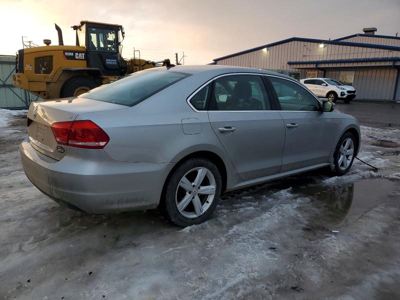 Продаж на аукціоні авто 2013 Volkswagen Passat, vin: 1VWBP7A30DC124244, номер лоту: 99700745