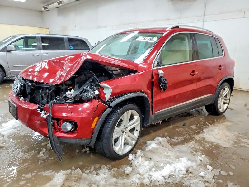 74581995 :رقم المزاد ، WVGBV7AX4CW004807 vin ، 2012 Volkswagen Tiguan مزاد بيع