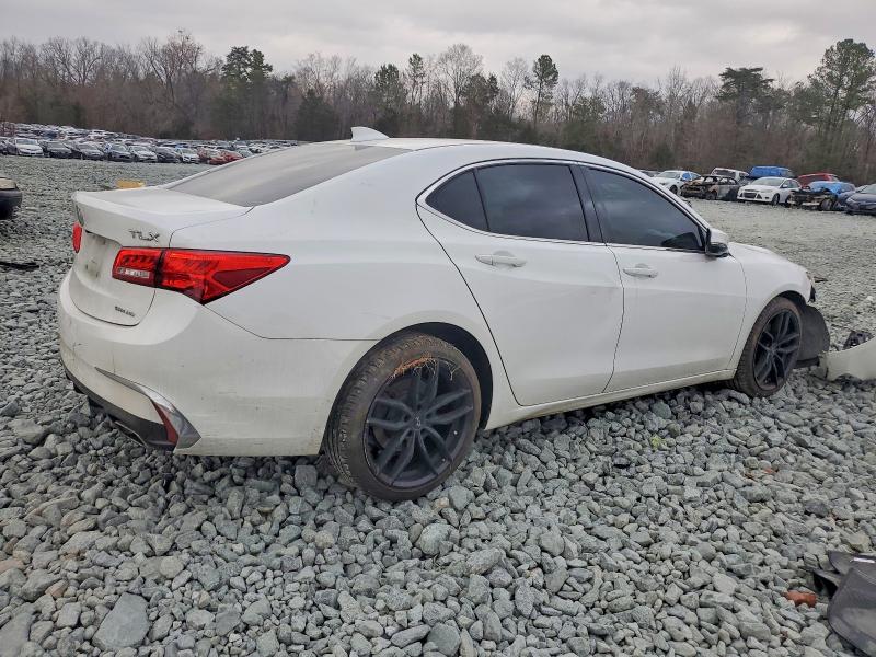 Продажа на аукционе авто 2018 Acura Tlx, vin: 19UUB3F3XJA002740, номер лота: 72454125