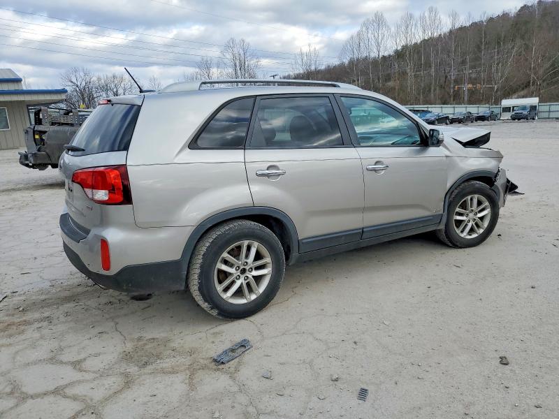 2014 Kia Sorento მანქანა იყიდება აუქციონზე, vin: 5XYKTCA6XEG441852, აუქციონის ნომერი: 72420435