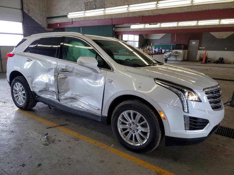 98442315 :رقم المزاد ، 1GYKNBRS8JZ187165 vin ، 2018 Cadillac Xt5 مزاد بيع